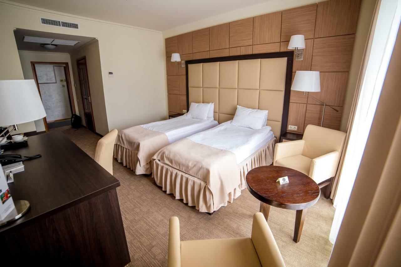 Green Park Hotel & Spa Truskavets Luaran gambar