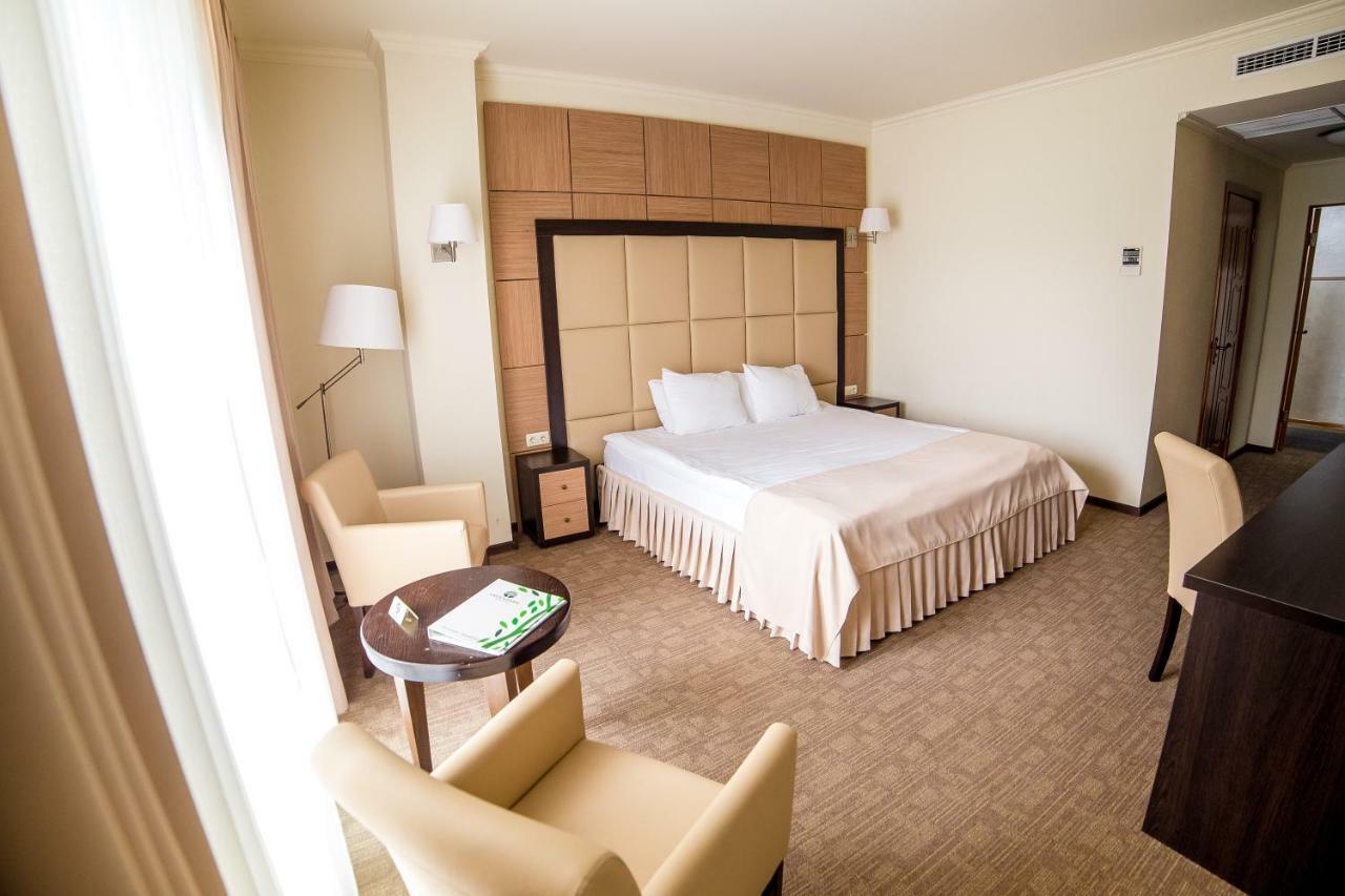 Green Park Hotel & Spa Truskavets Luaran gambar